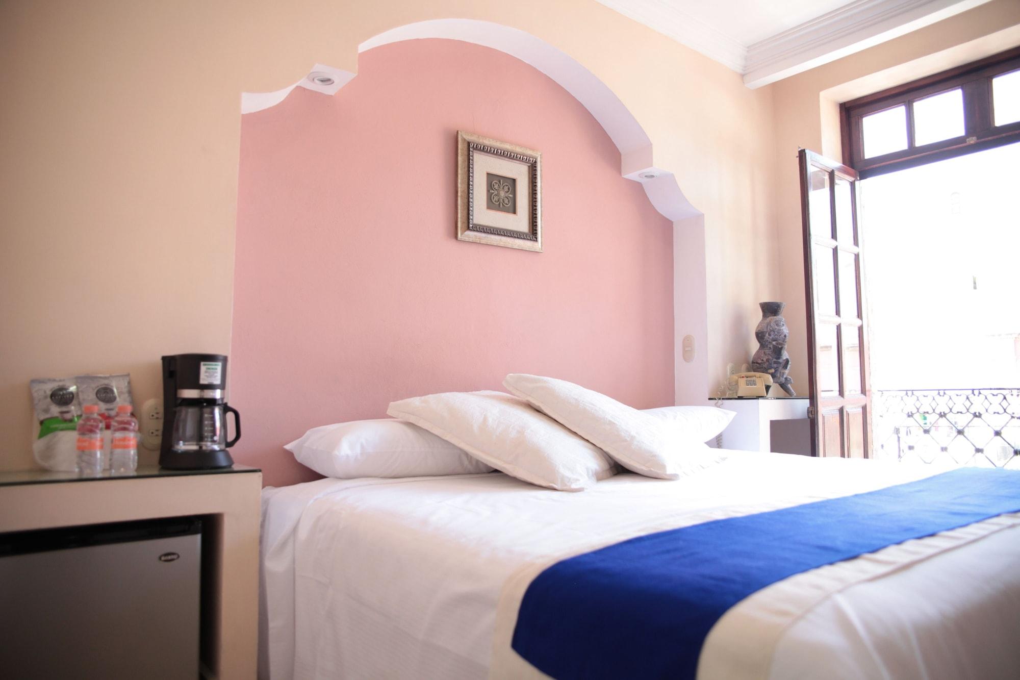 טולה דה איינדה Hotel Real Catedral מראה חיצוני תמונה
